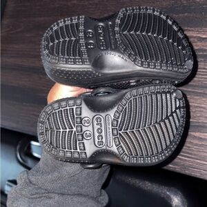CROCS Classic Black Clogs